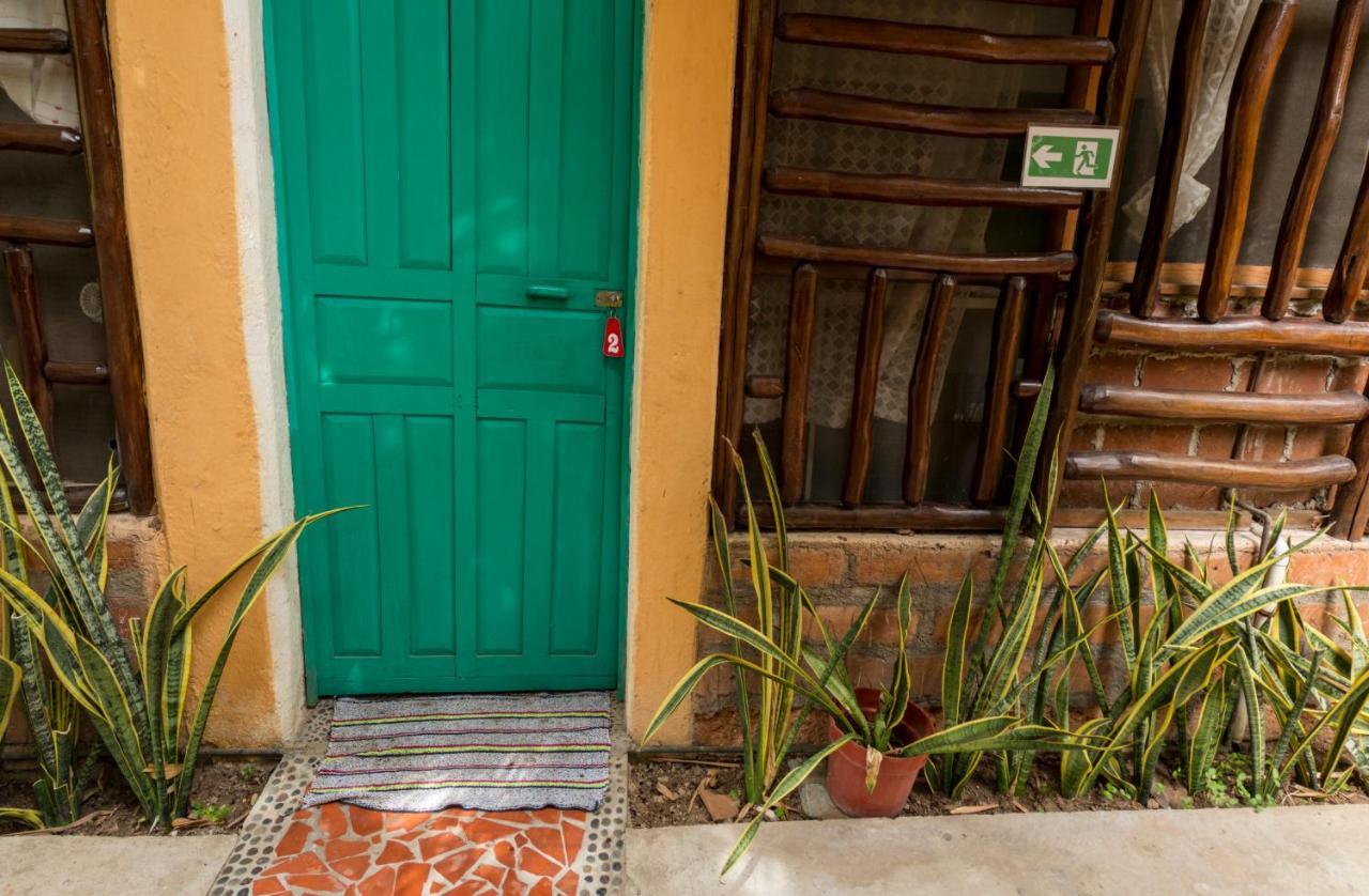 Casa Mexica Bungalows 지와타네호 외부 사진