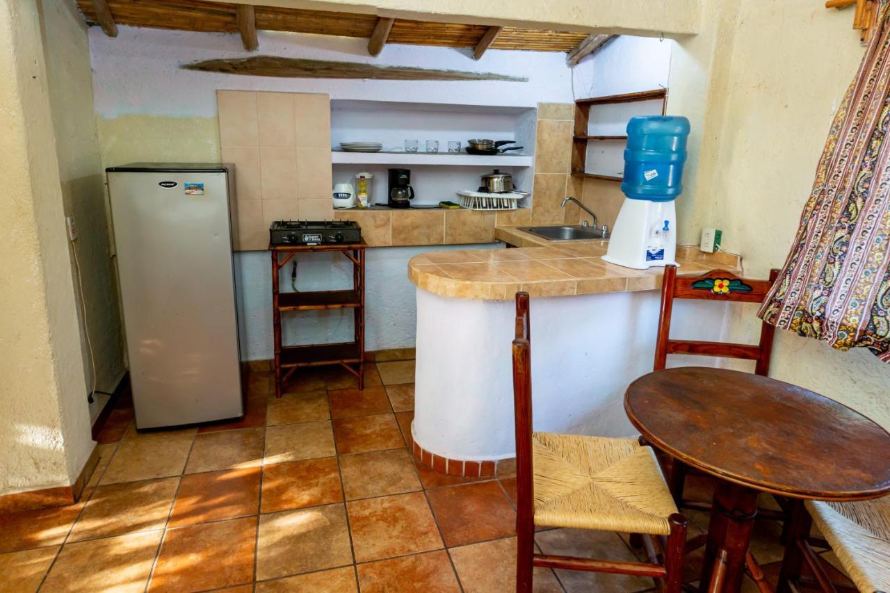 Casa Mexica Bungalows 지와타네호 외부 사진