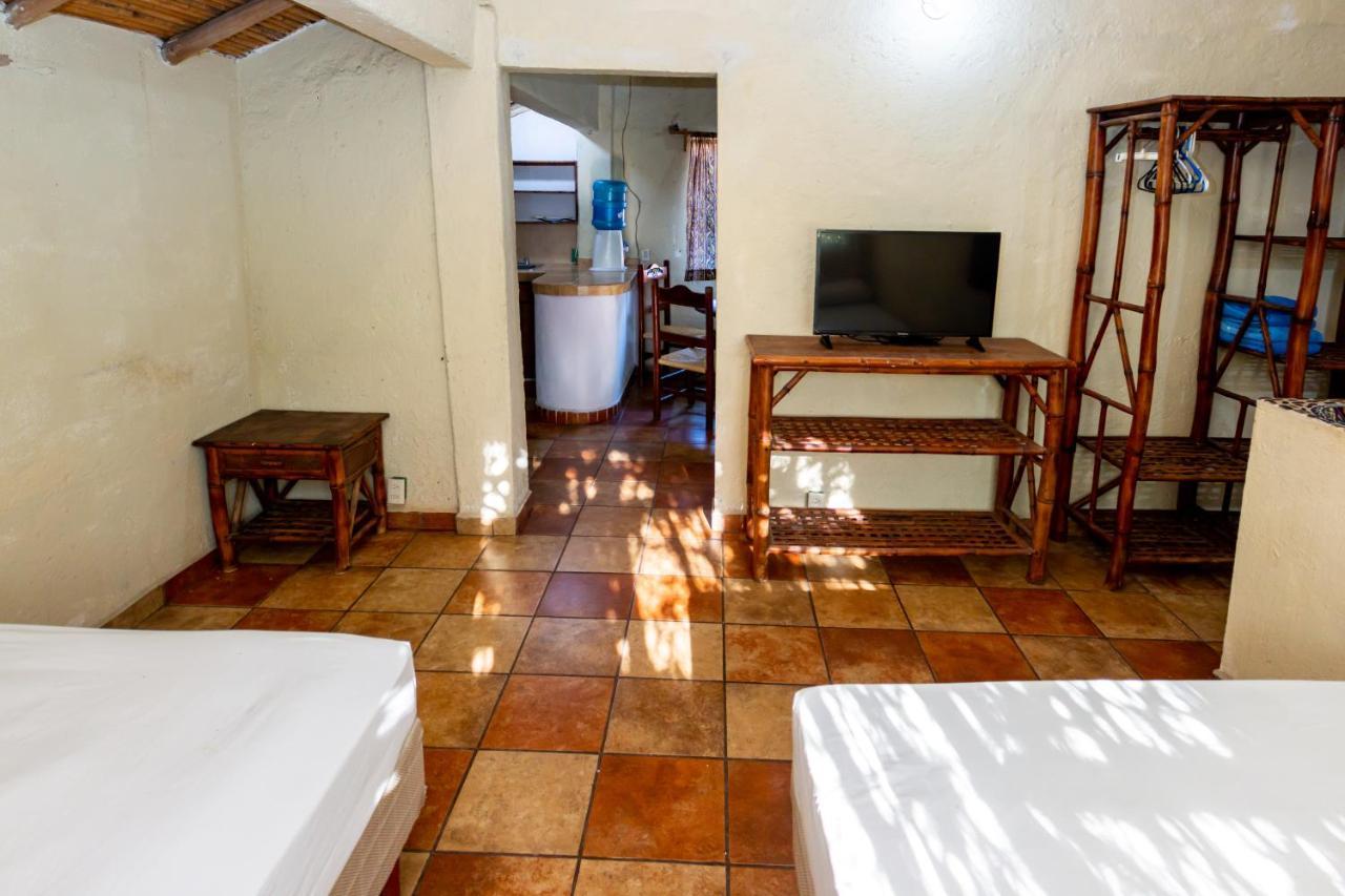 Casa Mexica Bungalows 지와타네호 외부 사진