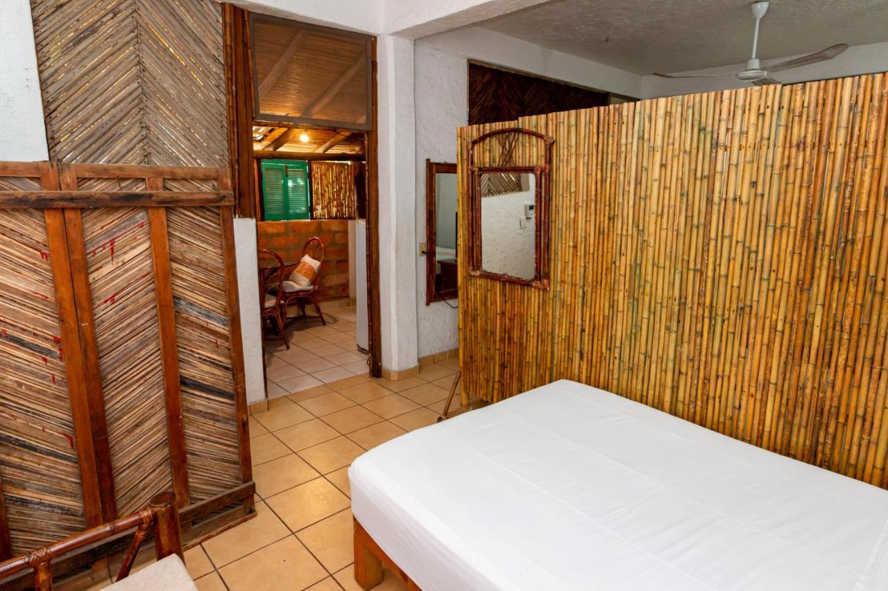 Casa Mexica Bungalows 지와타네호 외부 사진