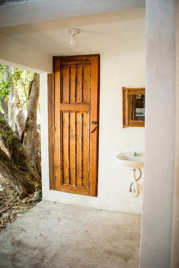 Casa Mexica Bungalows 지와타네호 외부 사진