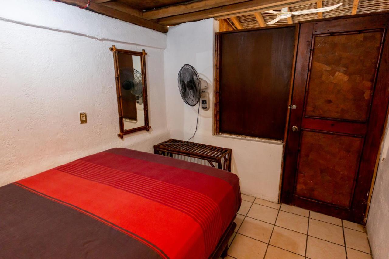Casa Mexica Bungalows 지와타네호 외부 사진