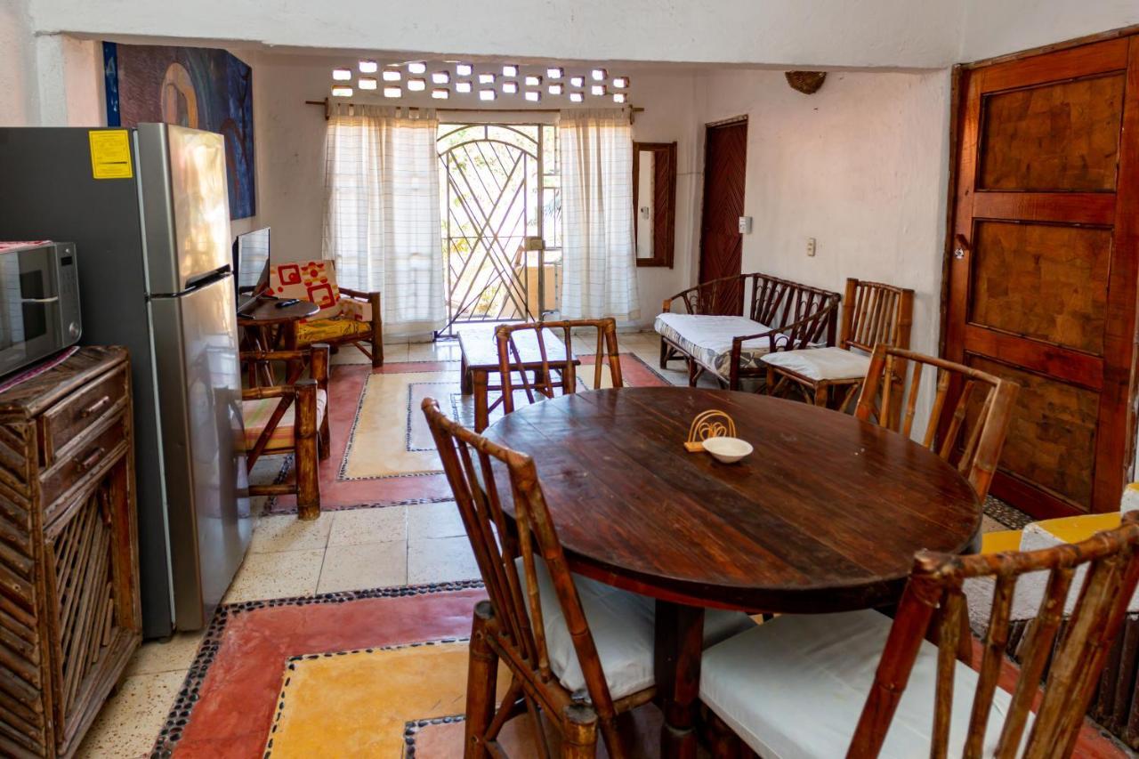 Casa Mexica Bungalows 지와타네호 외부 사진