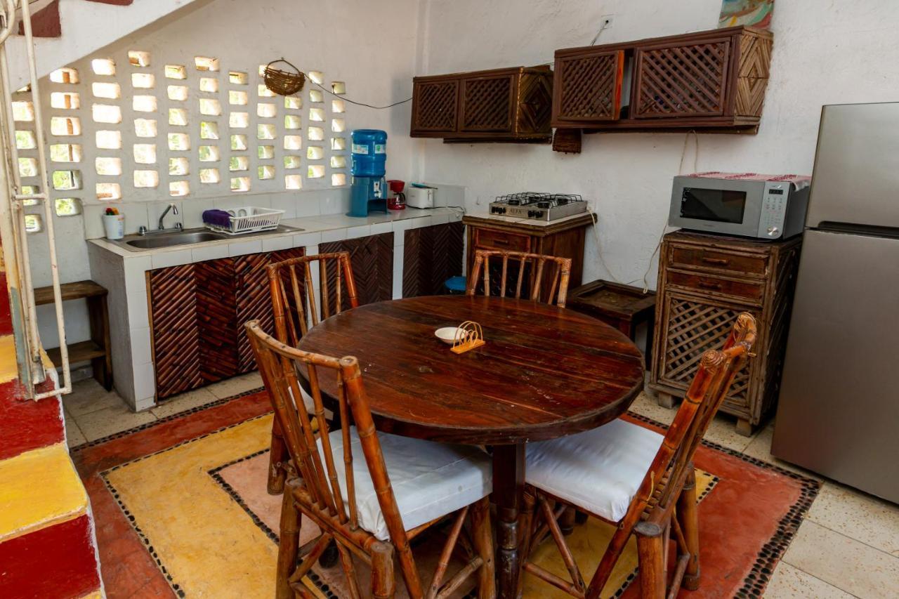 Casa Mexica Bungalows 지와타네호 외부 사진