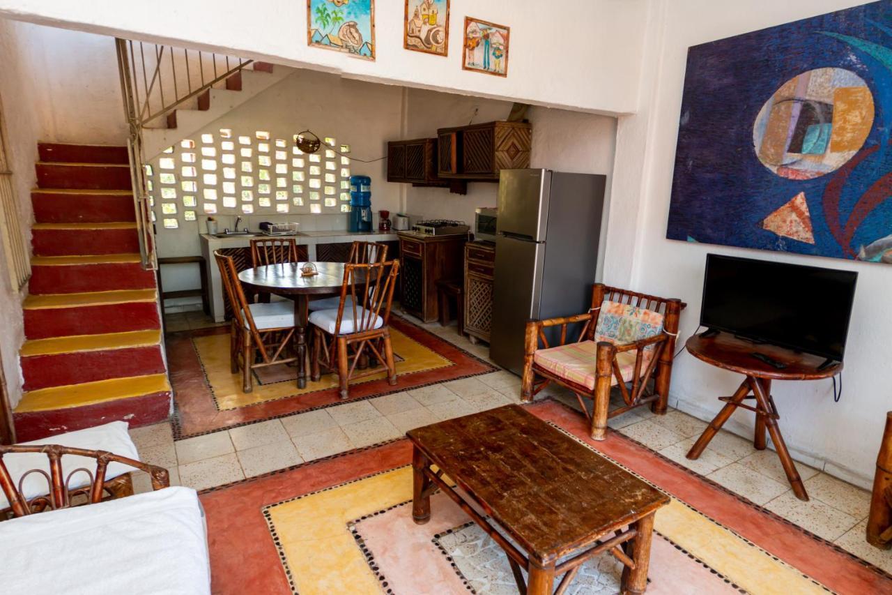 Casa Mexica Bungalows 지와타네호 외부 사진