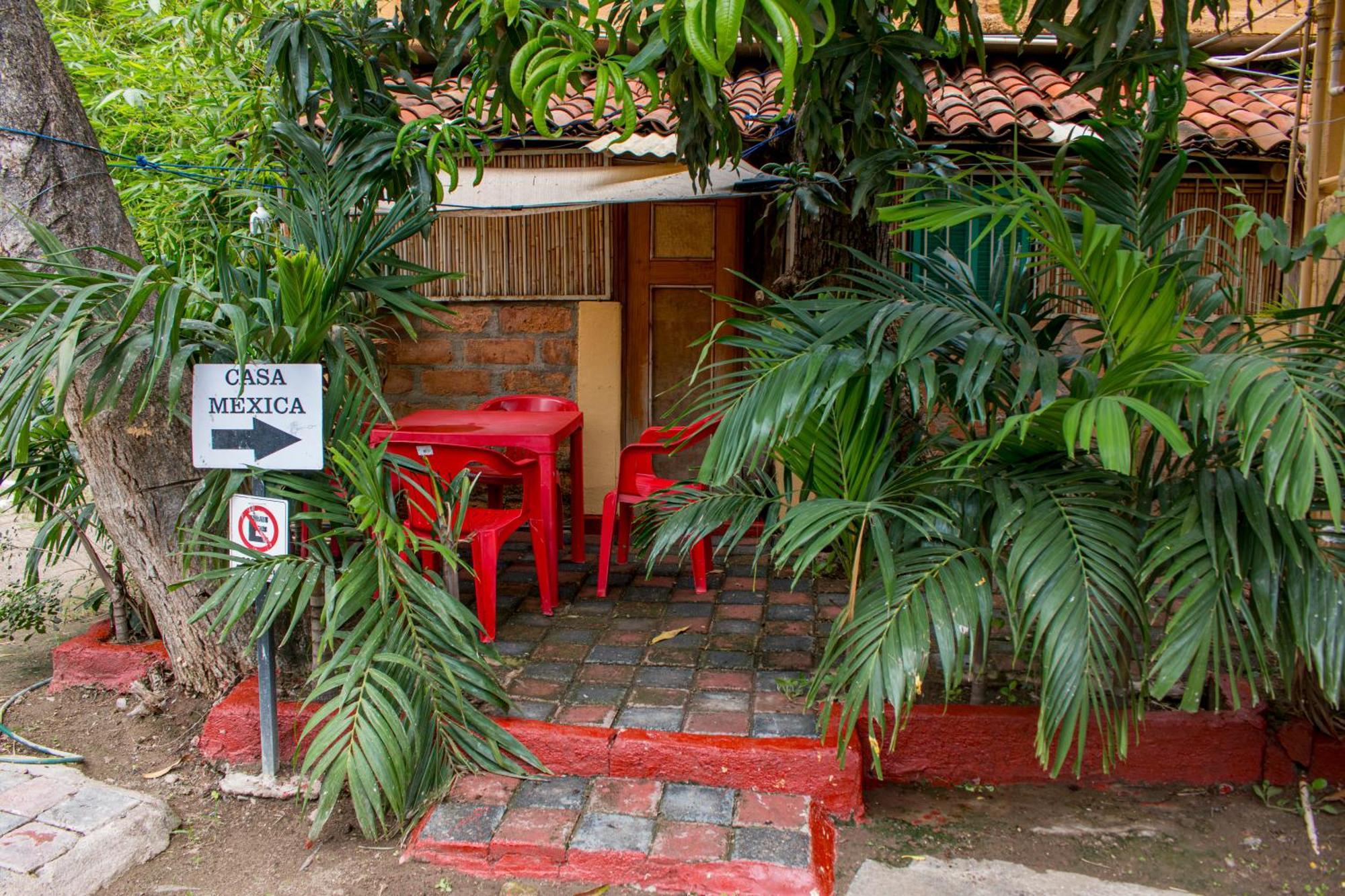 Casa Mexica Bungalows 지와타네호 외부 사진