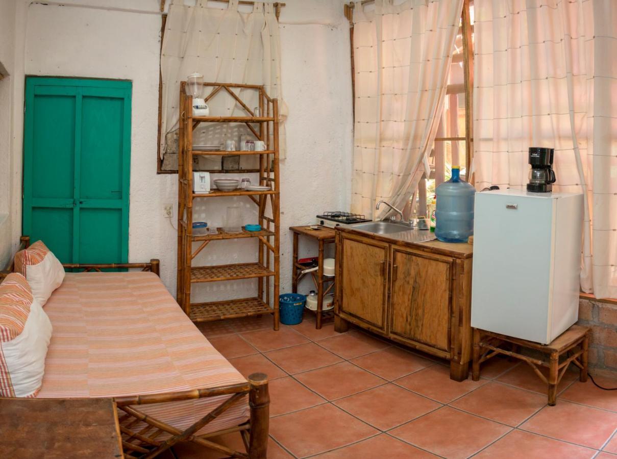 Casa Mexica Bungalows 지와타네호 외부 사진